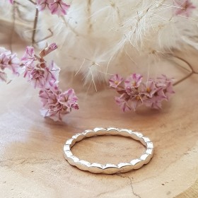 Bague fine vagues
