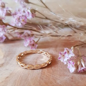 Bague fine vagues ajourée