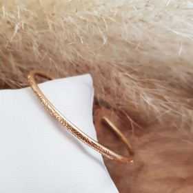 Jonc ethnique ouvert plaqué or